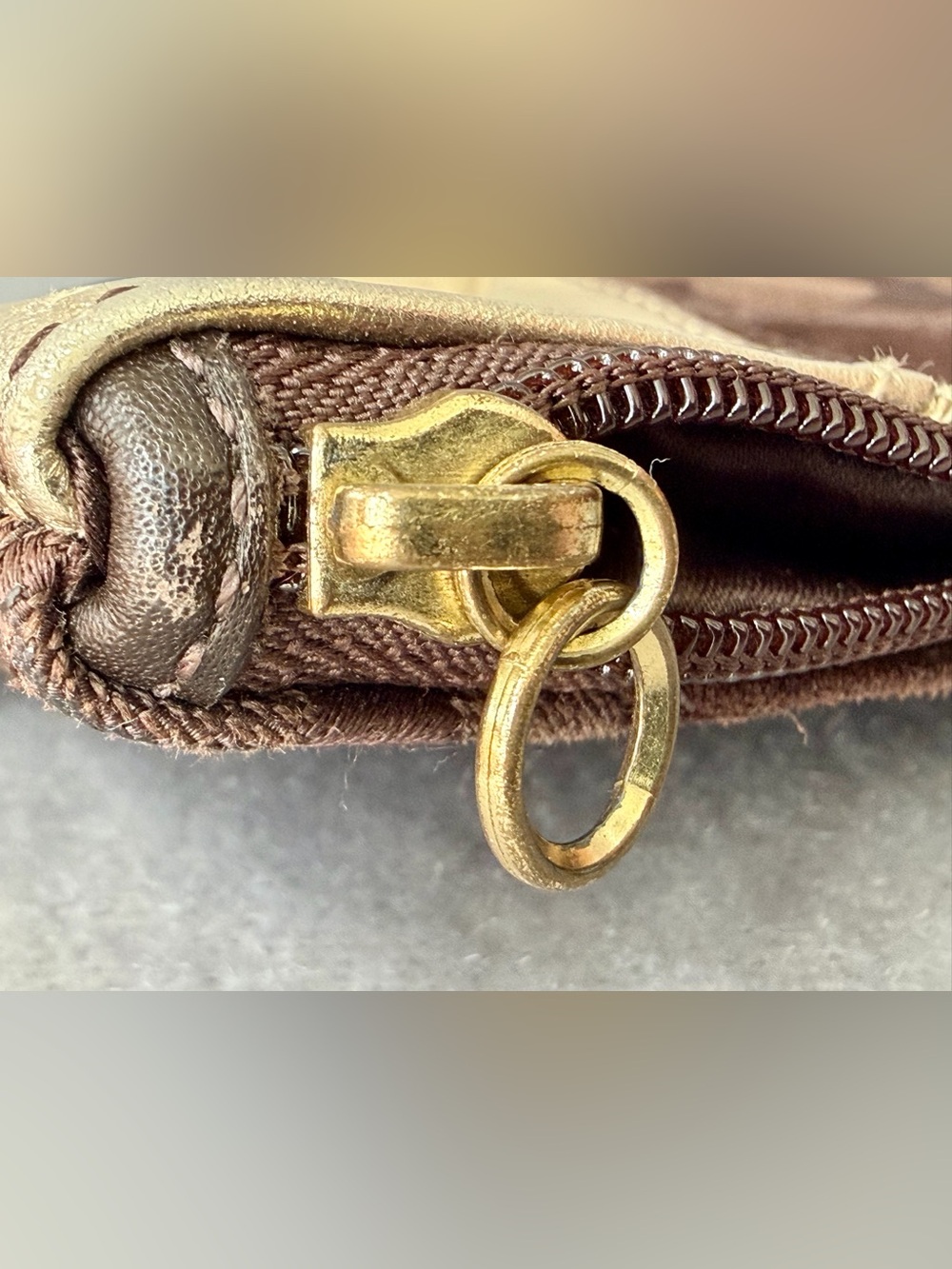 Vintage COACH Y2K Patchwork Leather & Suede Wristlet Brown Gold - Picture 15 of 16